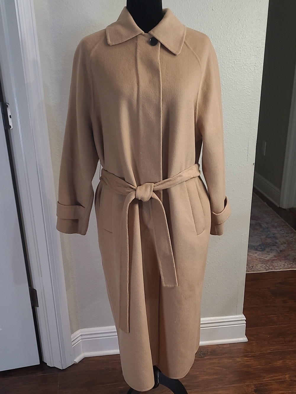 Zara Wool/viscose coat Black label - likely Pea Coat or Trench Size S Oversized